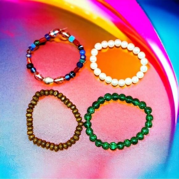Lot of 4 Beaded Bracelets! - Picture 1 of 6